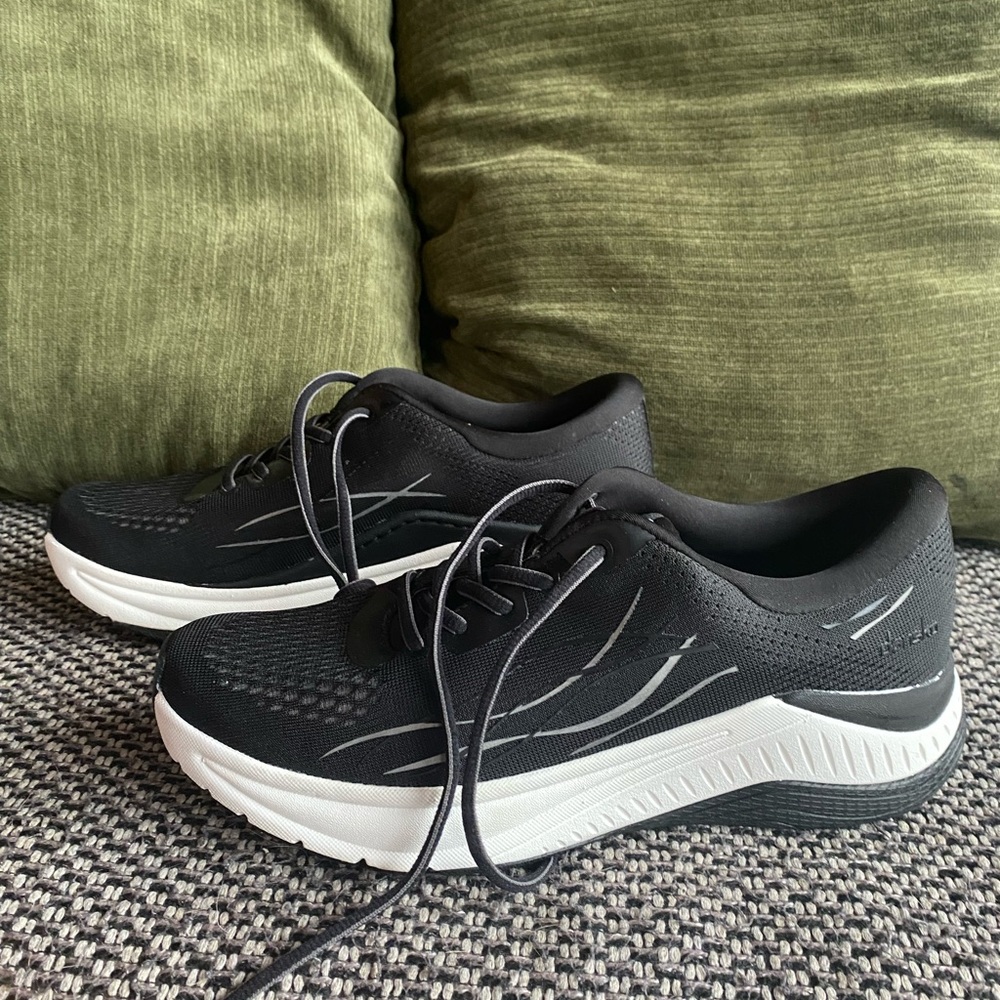 Dansko Pace shoe size 39